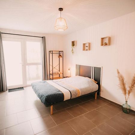 Franc-Bisontin - Unique ! 4 Logements Disponibles Besancon Luaran gambar