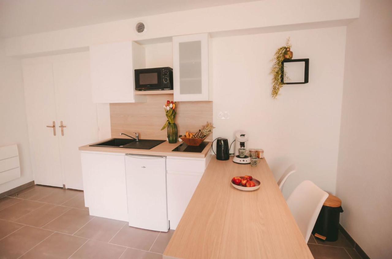 Franc-Bisontin - Unique ! 4 Logements Disponibles Besancon Luaran gambar