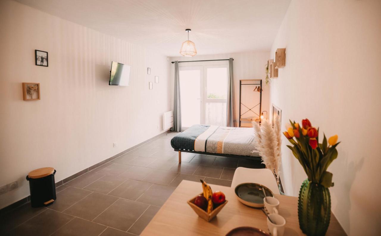 Franc-Bisontin - Unique ! 4 Logements Disponibles Besancon Luaran gambar
