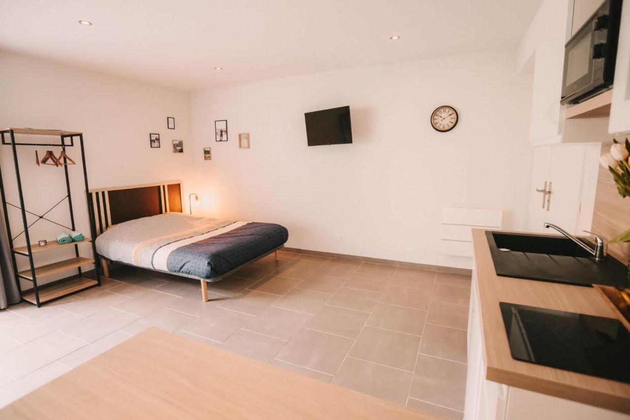 Franc-Bisontin - Unique ! 4 Logements Disponibles Besancon Luaran gambar